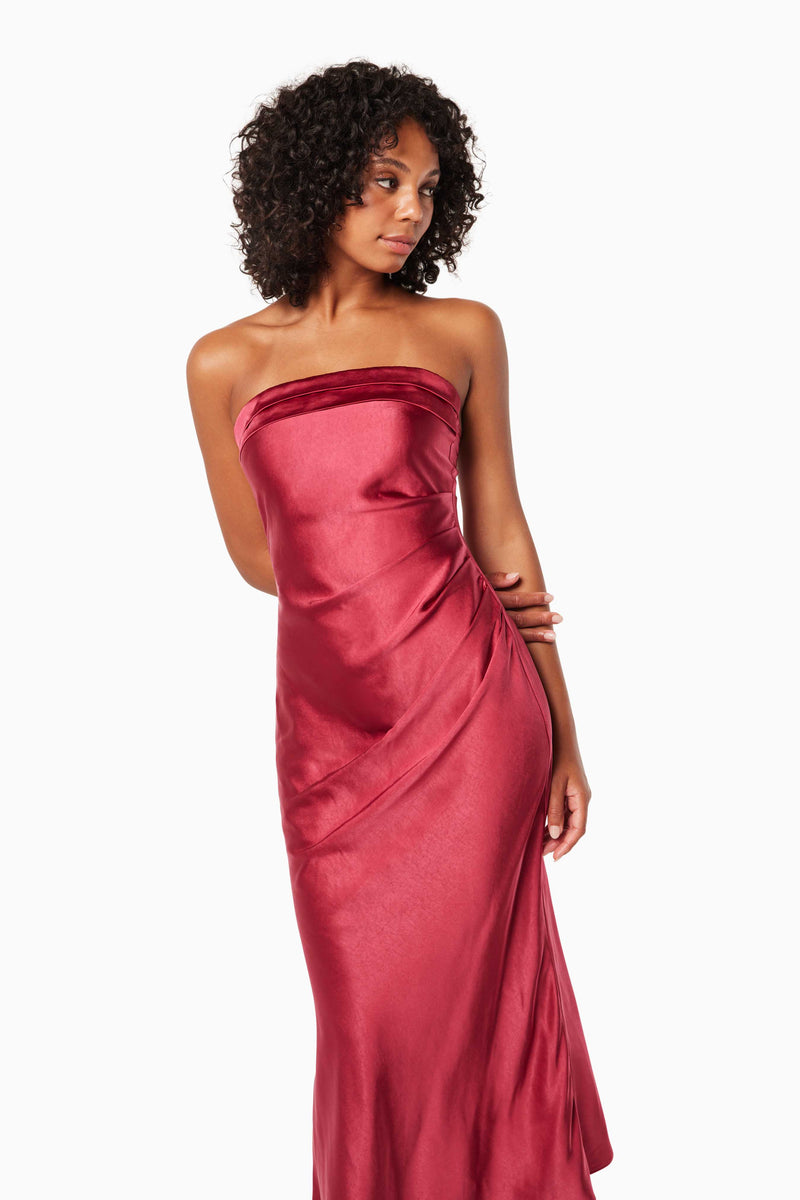 Elliatt Hollywood Crimson Red – Dress Hire AU