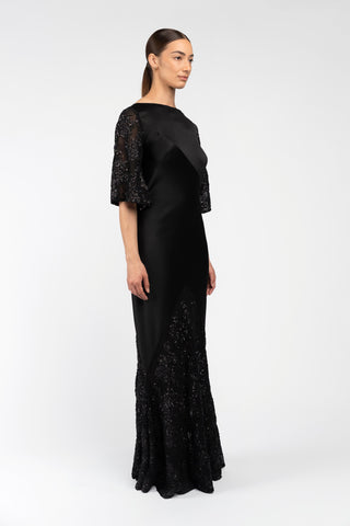 One Fell Swoop Moni Gown - Noir Éclat