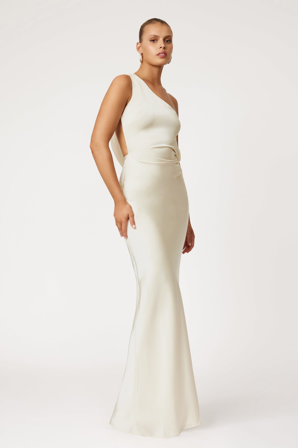 Lexi Kendra Dress - Cream - Dress Hire AU Lexi Kendra Dress - Cream - Dress Hire AU