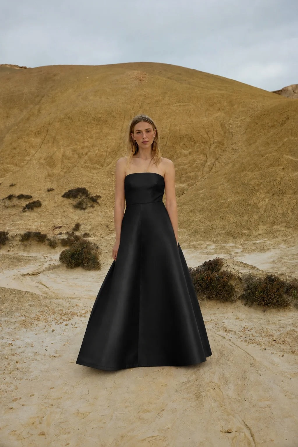 Aston Studio Audrey Gown - Nero