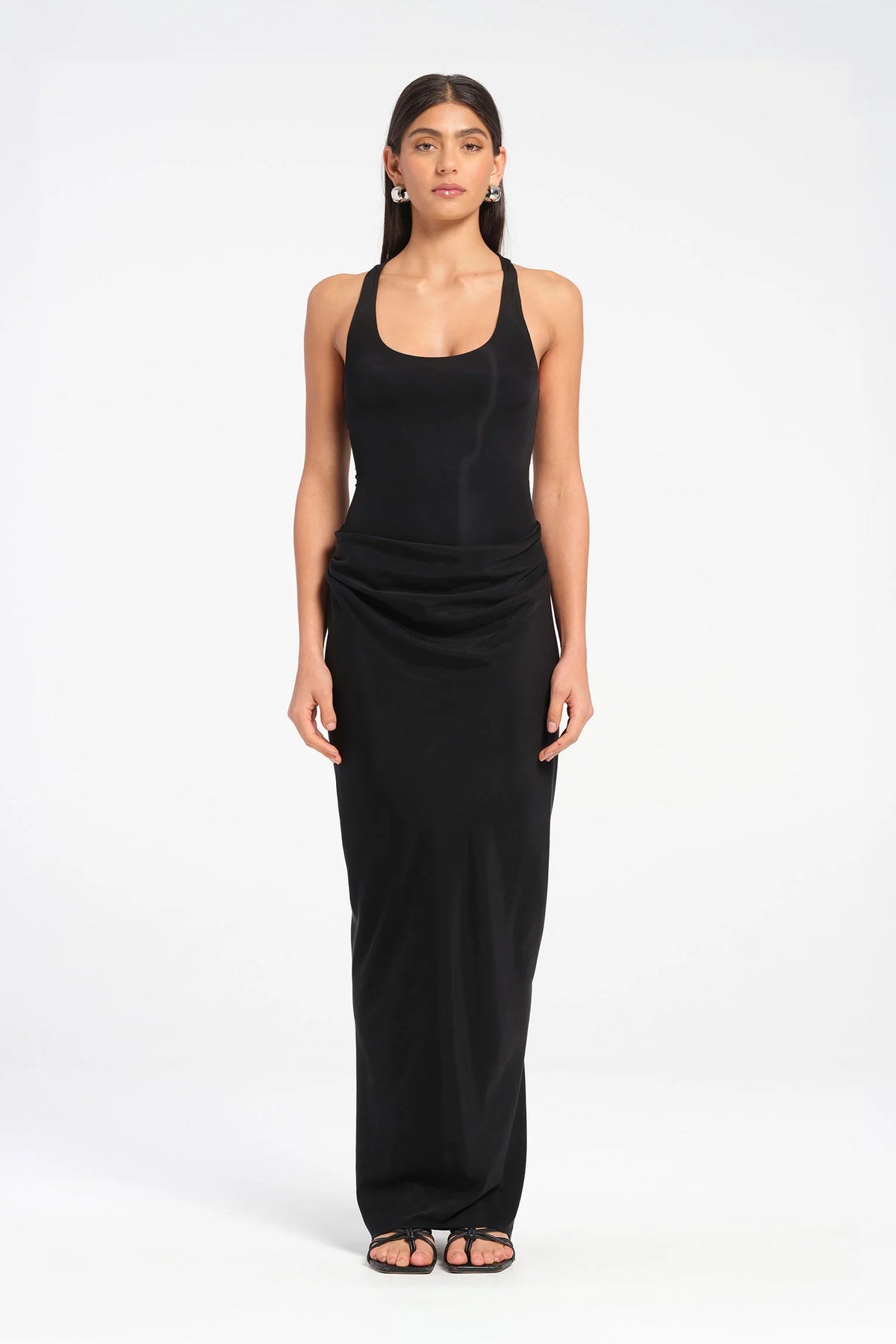benni black dress BENNI YASMIN OFF SHOULDER MAXI DRESS BLACK – JMWEEKENDRENTAL main image 1