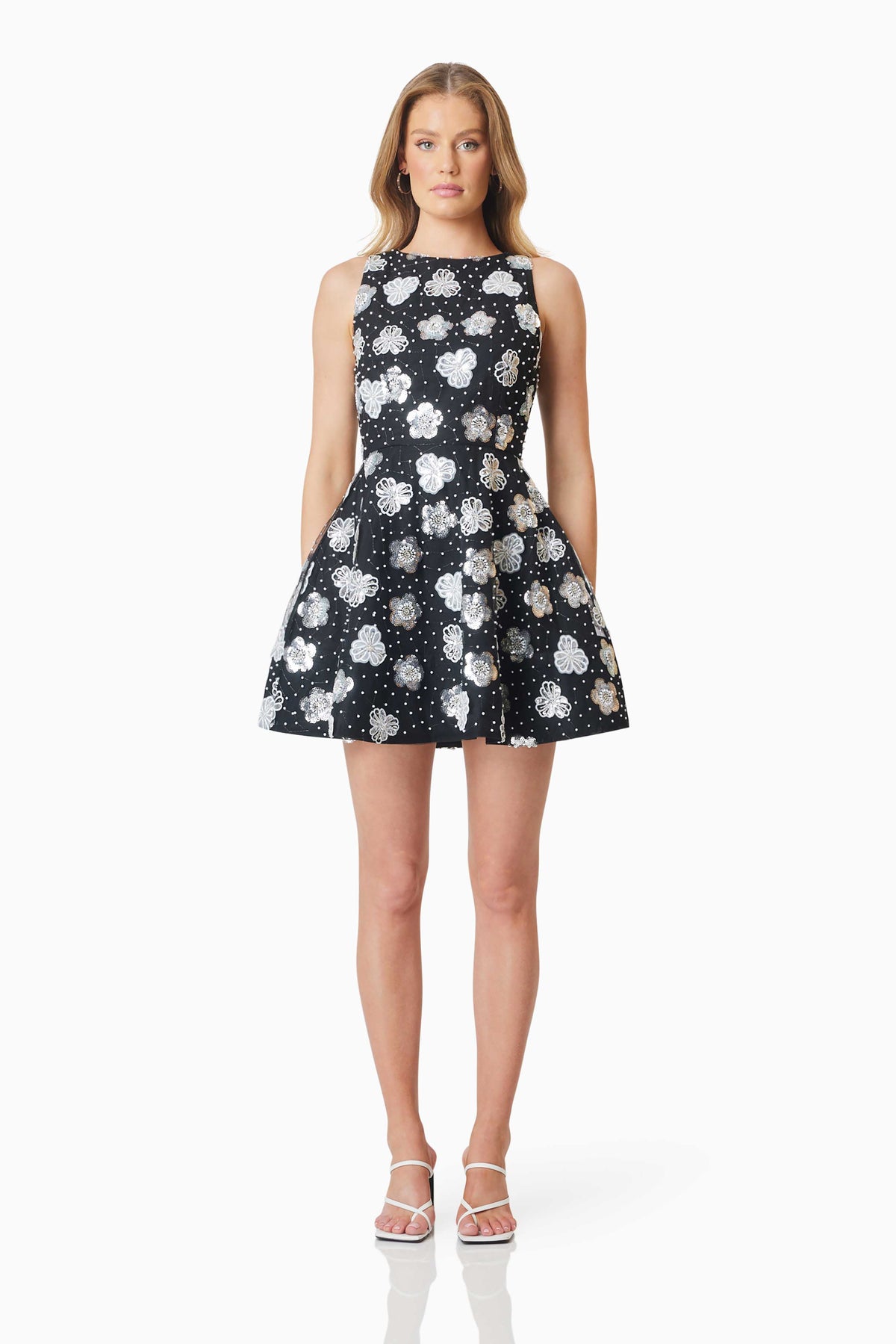 Elliatt Jessamine Fit & Flare Dress - Black/White - Dress Hire AU Elliatt Jessamine Fit & Flare Dress - Black/White - Dress Hire AU