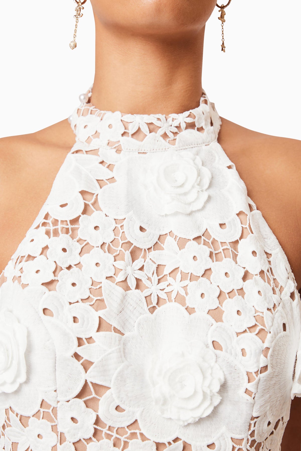 elliatt daffodil mini dress Elliatt Daffodil Halter Lace Cocktail Midi