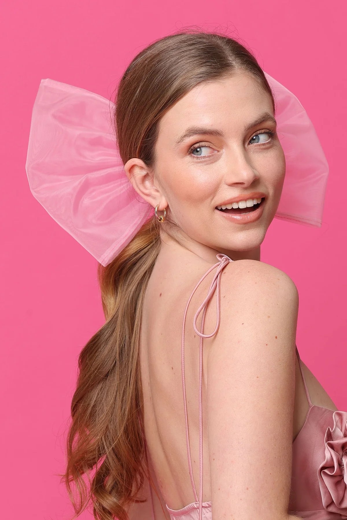 Morgan & Taylor Kinsleigh Bow - Pink