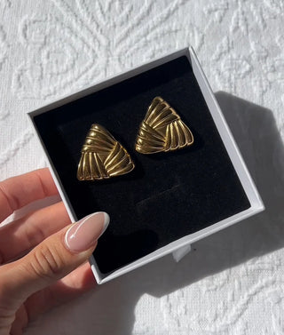 Love Her Alexandra Earrings - Gold
