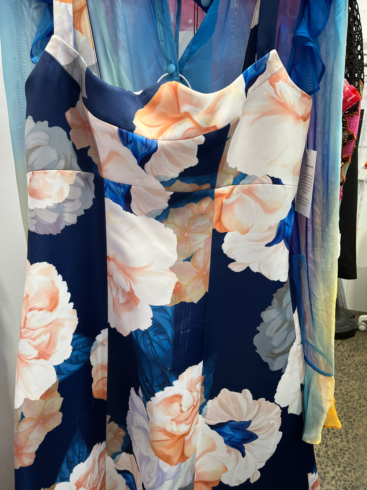 Leo Lin Odette Midi Dress - Rosebud Print in Navy - Dress Hire AU Leo Lin Odette Midi Dress - Rosebud Print in Navy - Dress Hire AU