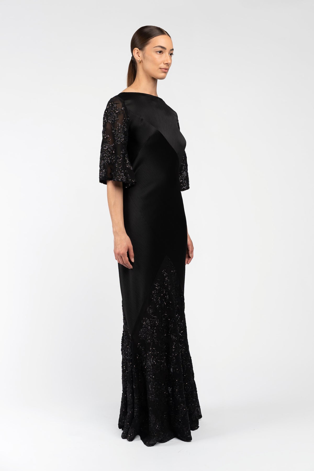 One Fell Swoop Moni Gown - Noir Éclat