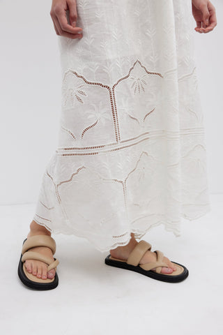 Pasduchas Bonita Flared Midi - White