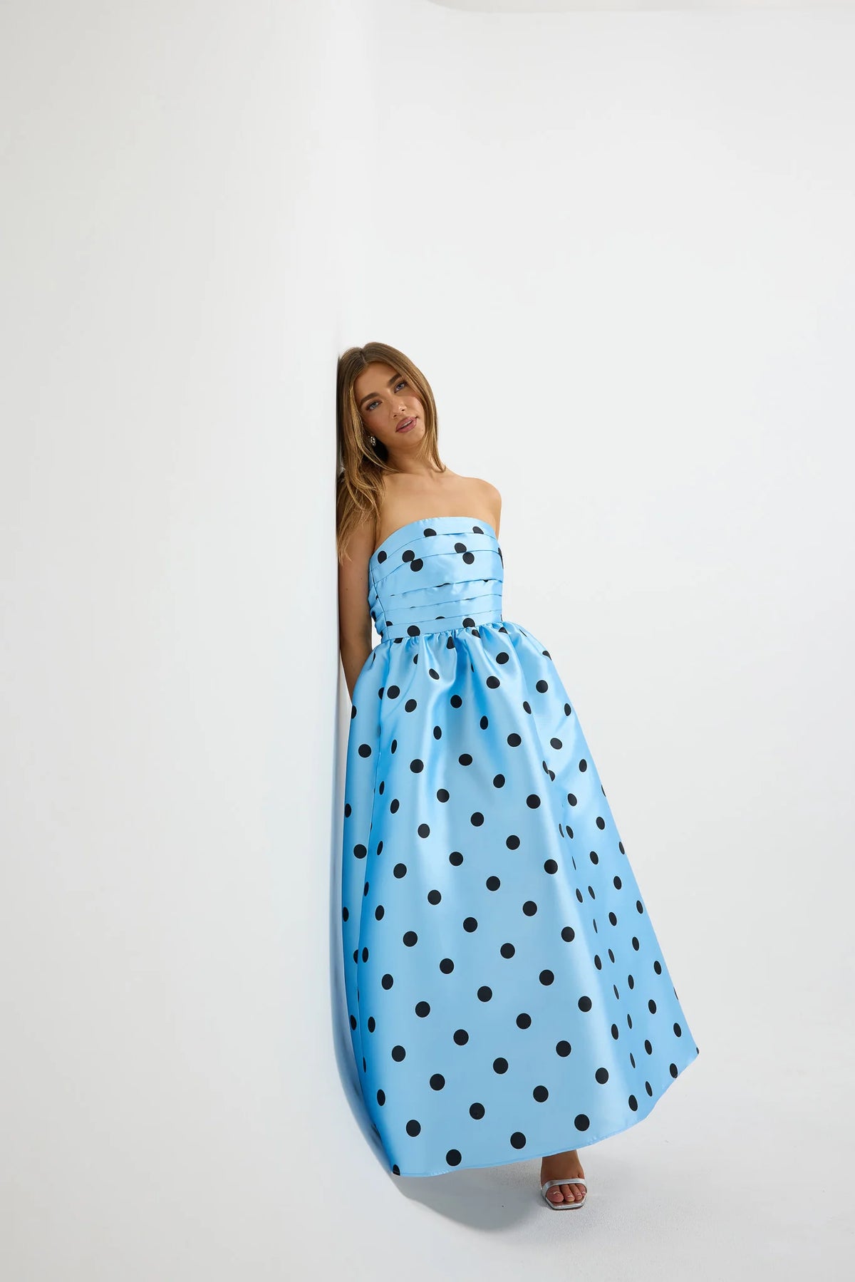 Pasduchas Dottie Strapless Midi Dress - Bluebell/Black
