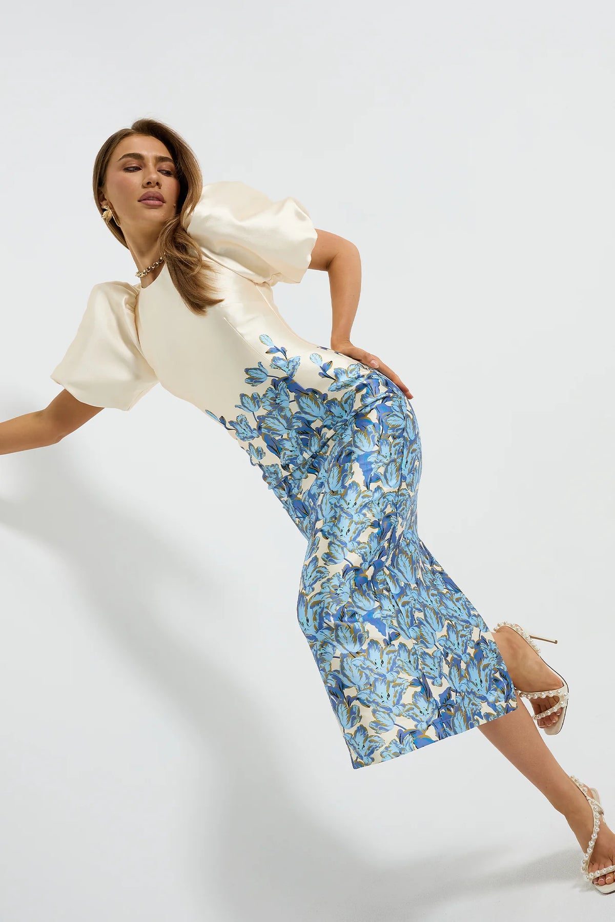 Pasduchas Lola Sleeve Midi Dress - Bluebell Floral