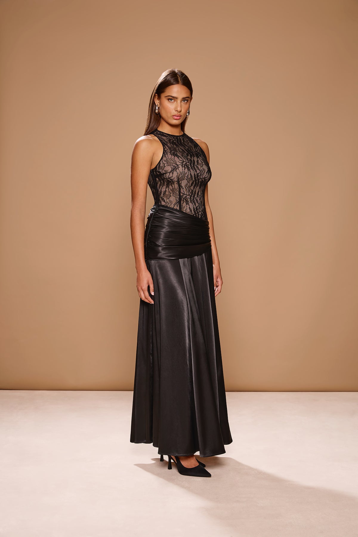 Sonya Dalia Gown - Black