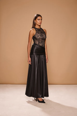 Sonya Dalia Gown - Black