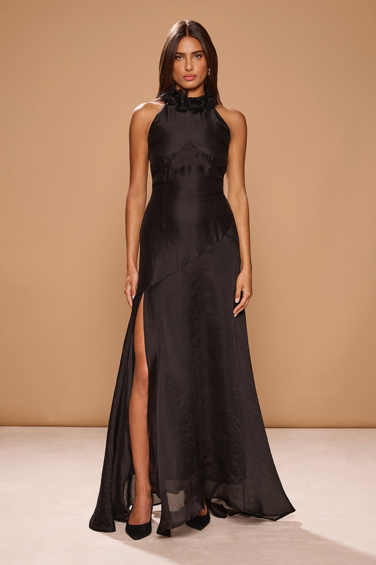 Sonya Noelle Gown - Black